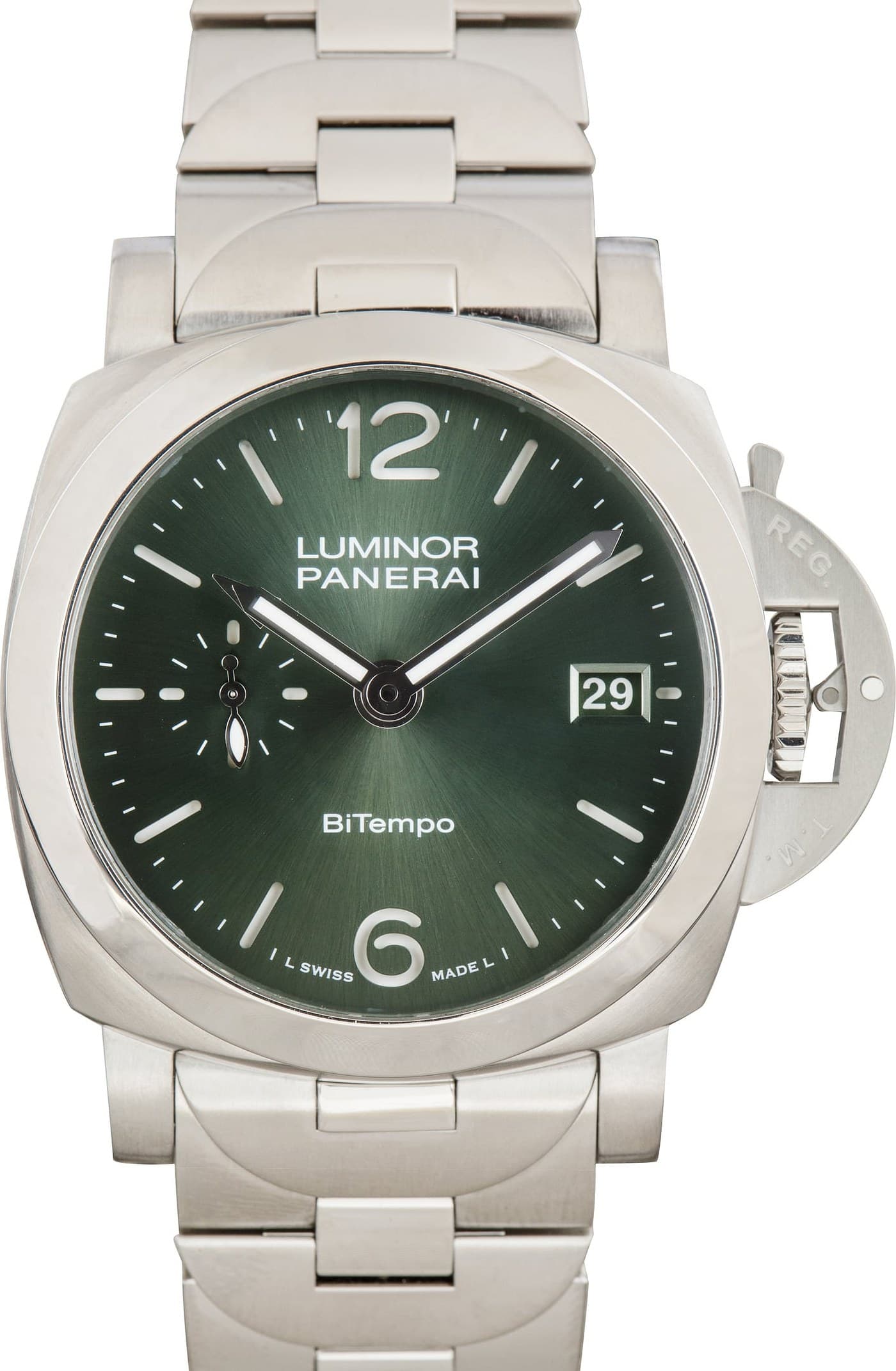 Panerai Luminor GMT Ref PAM01640 Green Dial — view 1